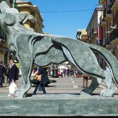 Konukevi Epoca Cosenza