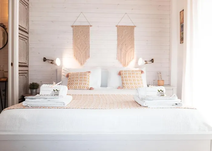 Epoca Guest house 3*